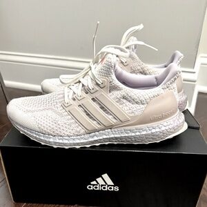 Adidas Ultraboost 5.0 DNA 9